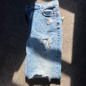 Ripped blue jeans (Vintage straight)